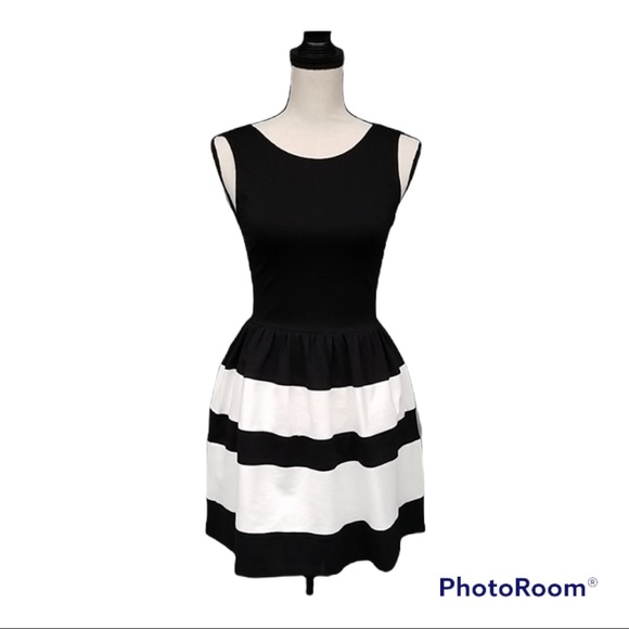 Love..Andy Rayon Blend Mini Dress - Picture 1 of 7